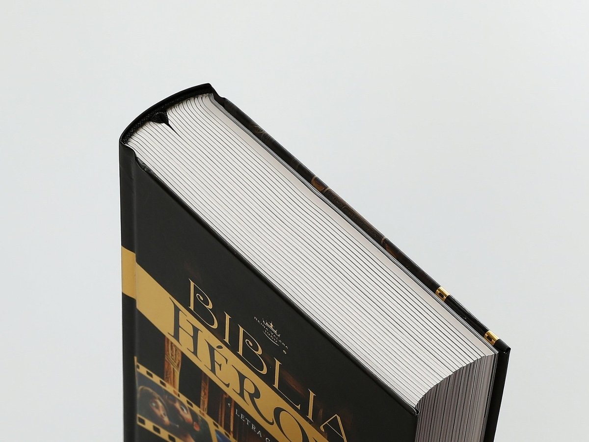 BIBLIA RVR60 BIBLIA RVR063C LG 12P 15 X 22 HÉROES TAPA DURA NEGRA