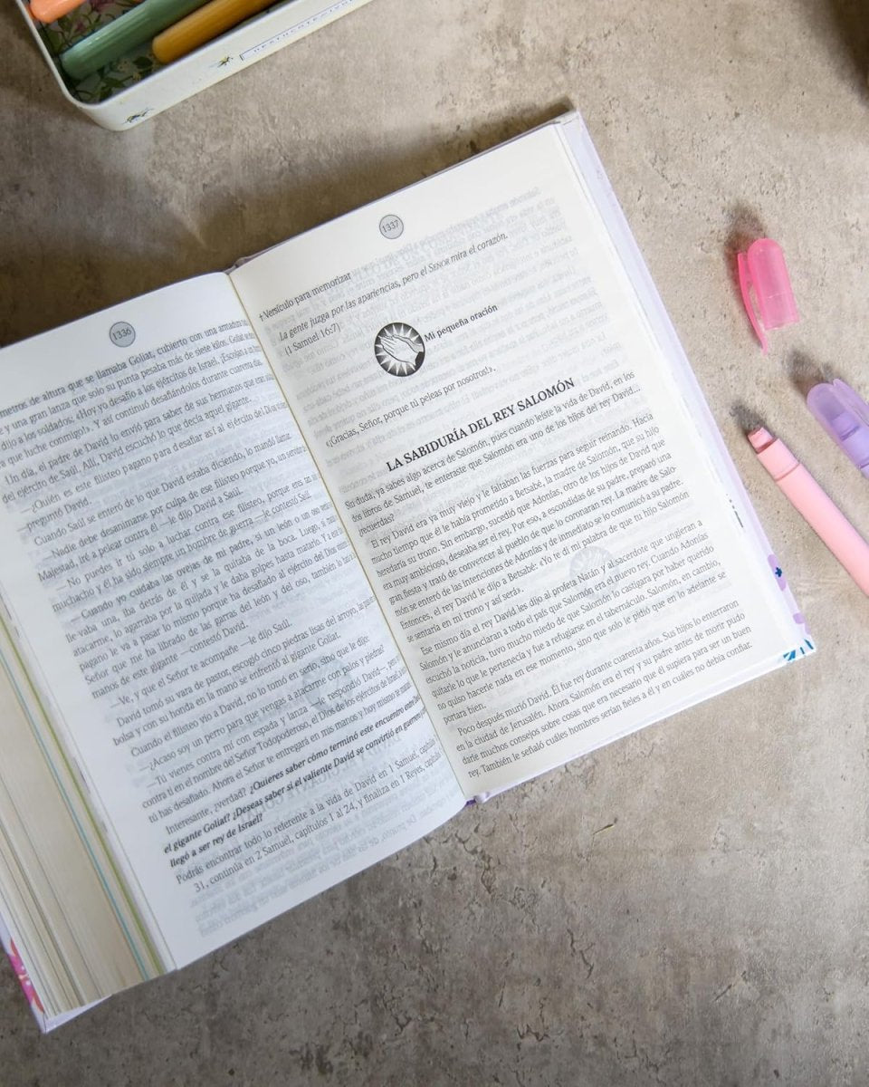 Biblia NTV de Promesas para niñas · Tapa dura rosa