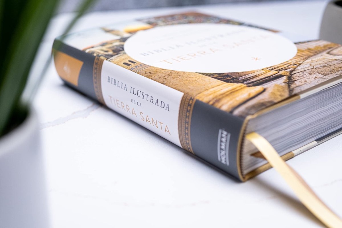 Biblia Reina Valera 1960 Ilustrada de la Tierra Santa Tapa Dura