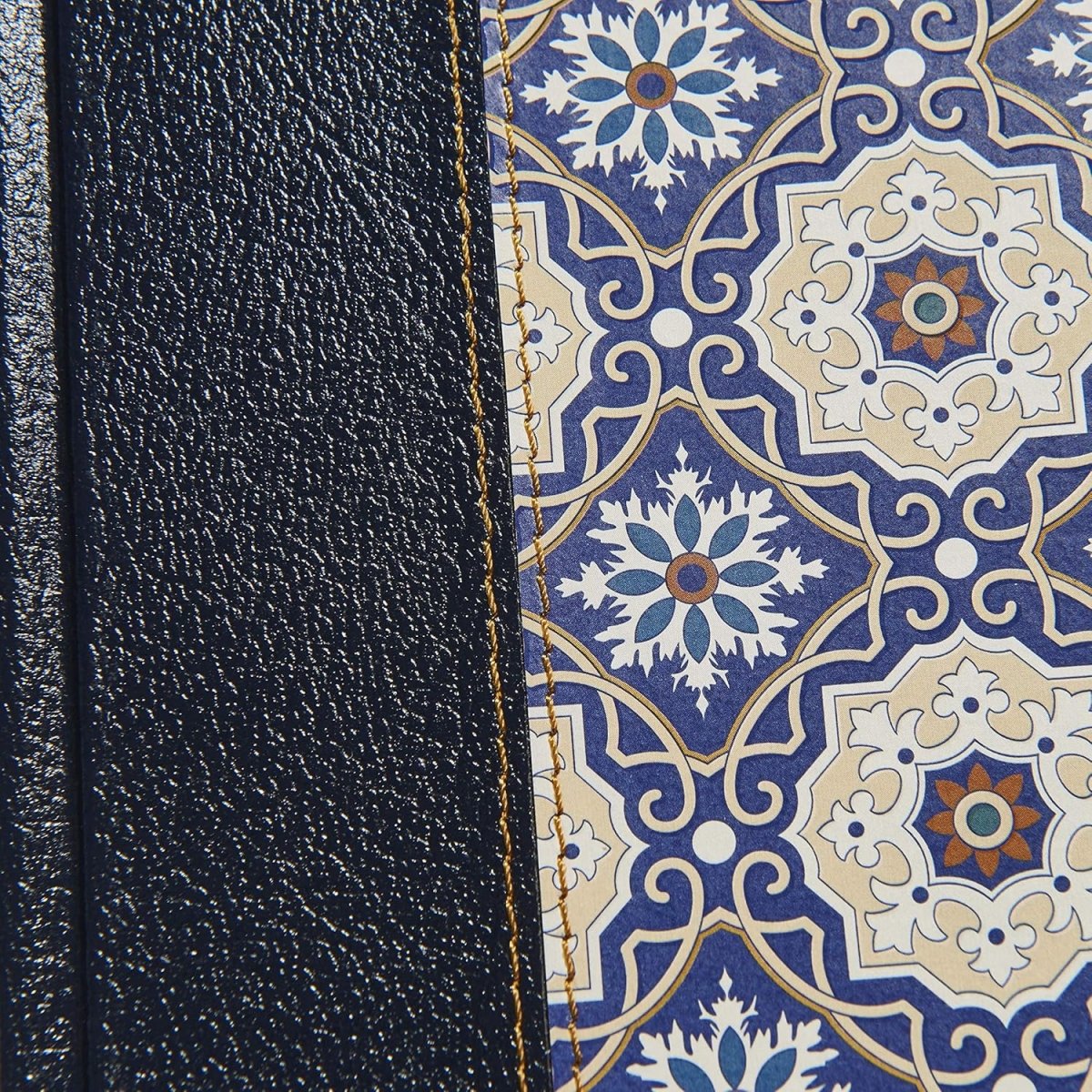 Biblia Reina-Valera 1960 (RVR60) De Apuntes, Letra Grande, Crema Y Azul, Mosaico, Símil Piel