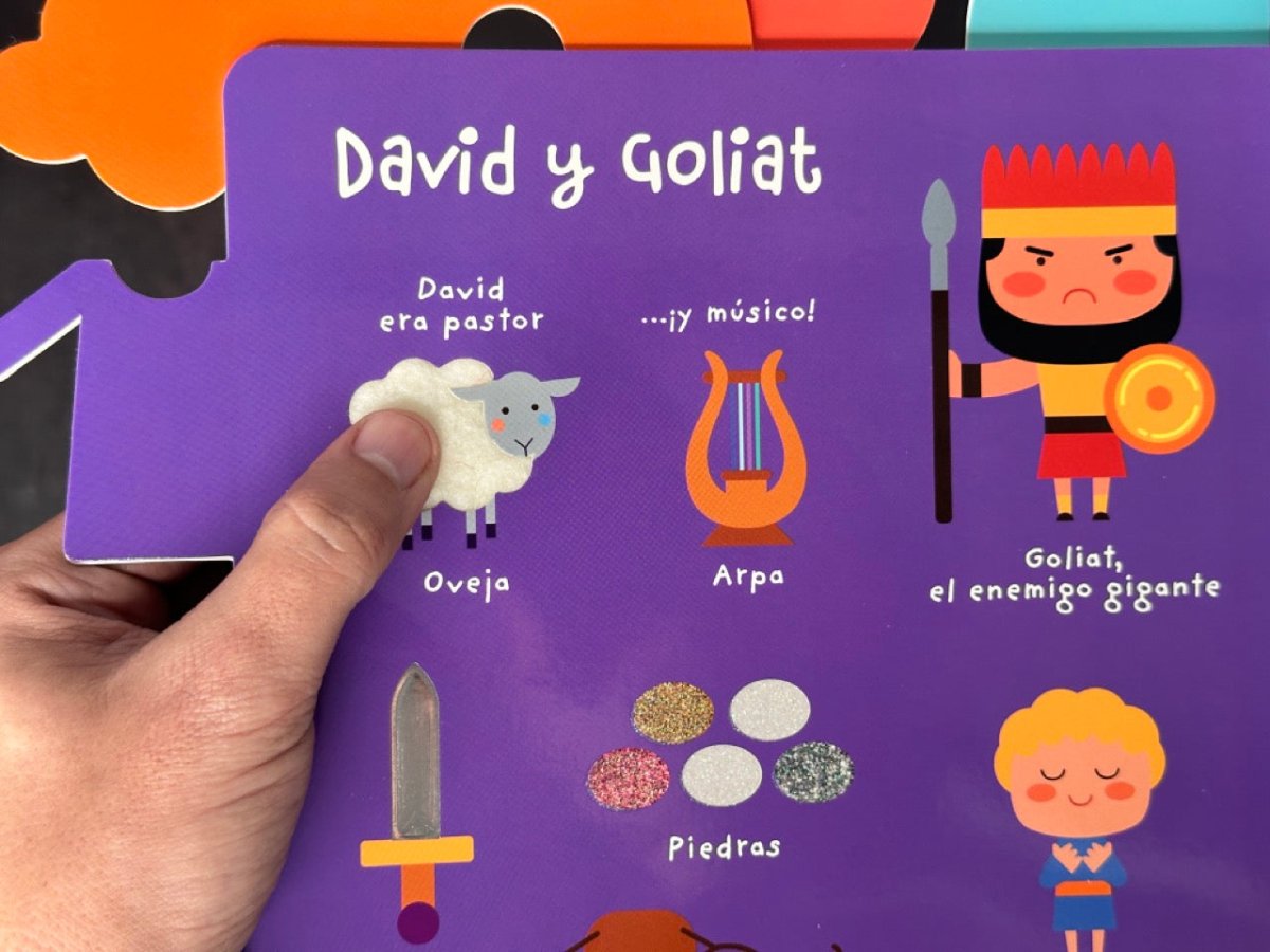 Mis Historias Favoritas - Colección Toca Y Juega 26×26 - Varios Autores