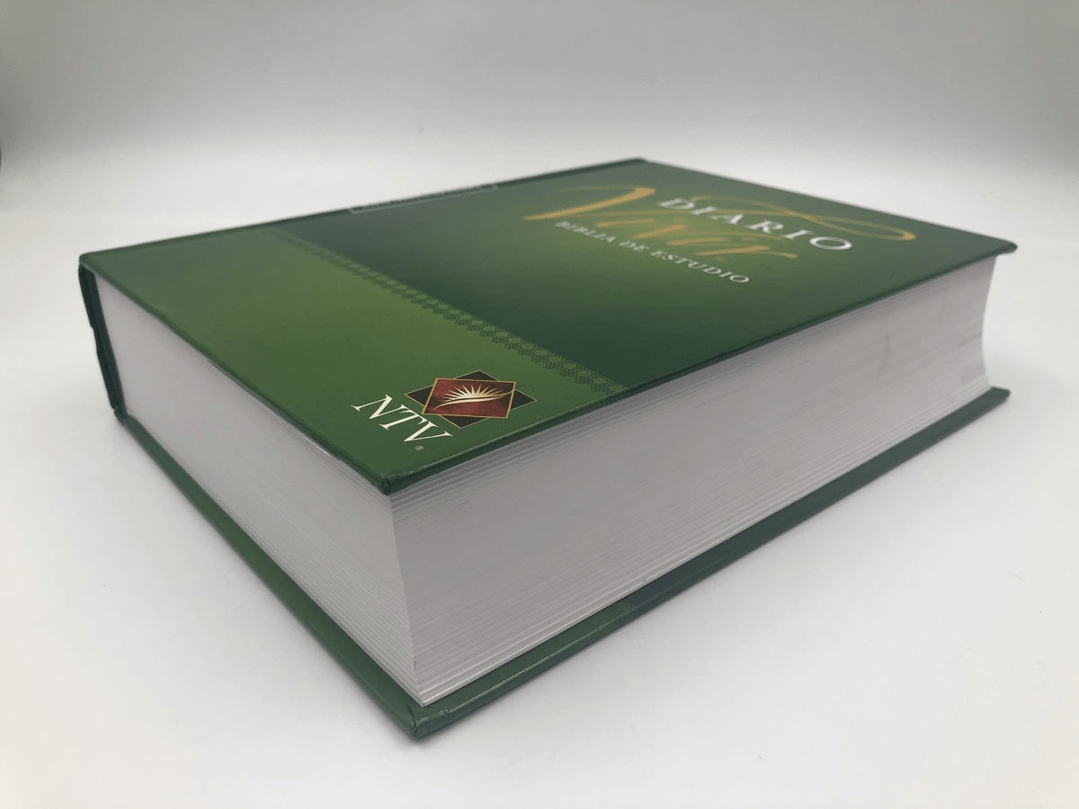 Biblia De Estudio Diario Vivir Nueva Traducción Viviente Tapa dura