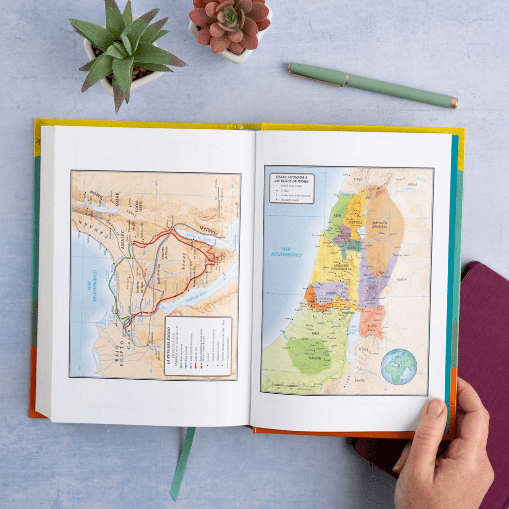 Biblia De Estudio Arcoiris Tapa Dura