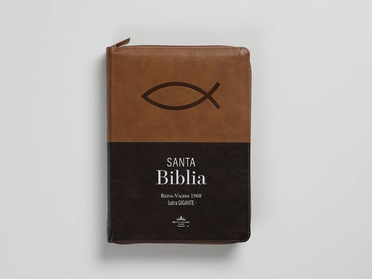 Biblia Reina Valera 1960 · 17x23,5 cm · Letra gigante 15 pt · Con cierre e índice · Diseño Ichtus café