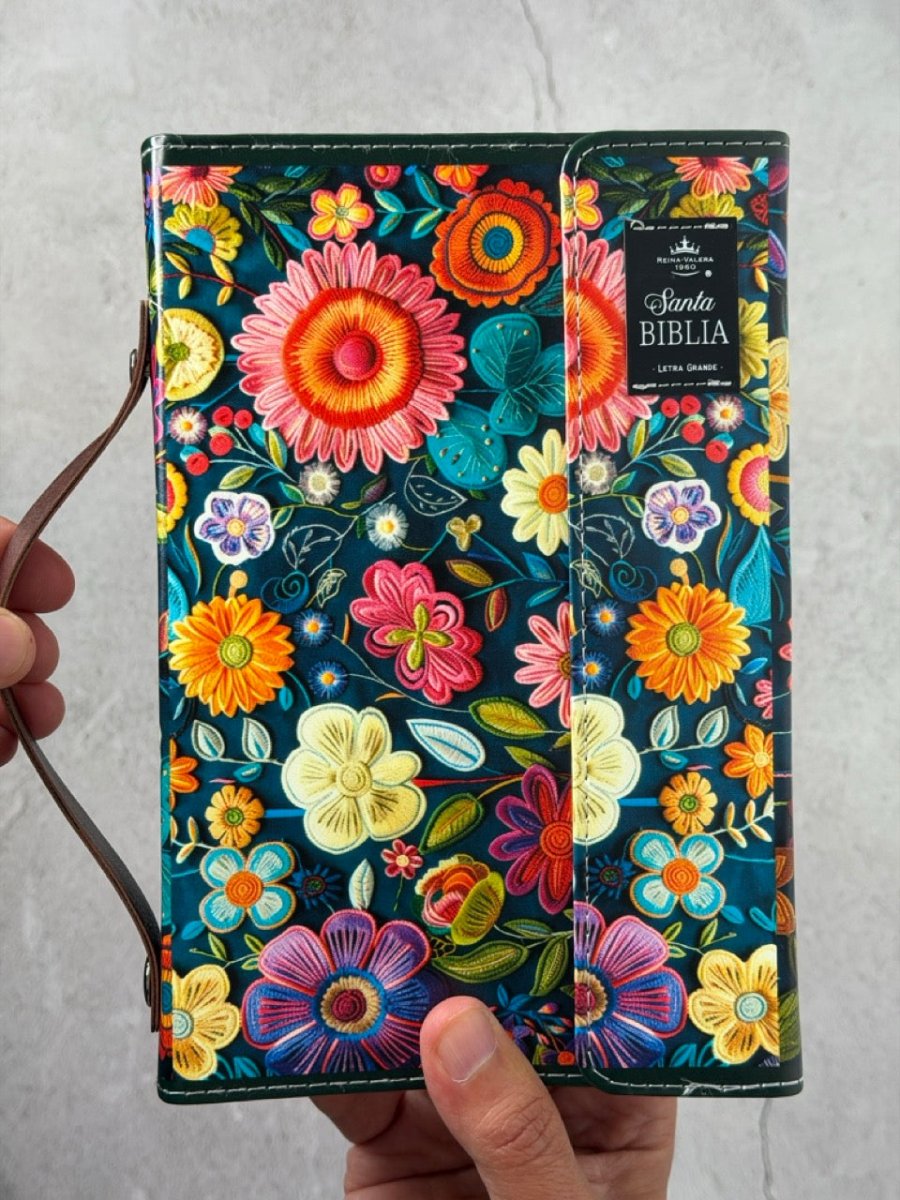 Biblia Reina Valera 1960 Exquisita – Con Concordancia – Letra 11 pts – 14x22 cm – Tapa PU – Impacto Floral – Con Manija y Broche