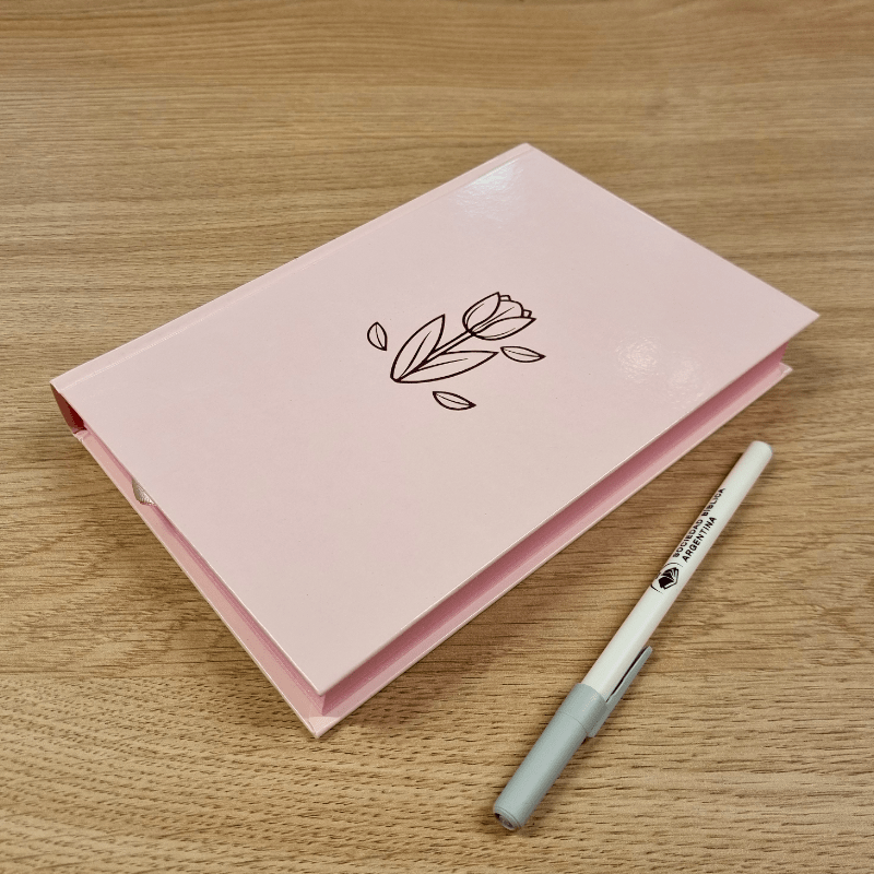 Biblia Reina Valera 1960 – Tapa Dura Rosado, Concordancia, 14 x 20 cm, Letra 12 Puntos