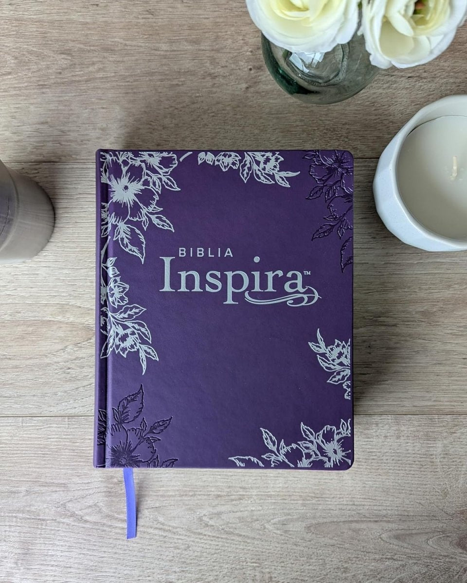 Biblia Nueva Traducción Viviente (NTV), Letra 10 Pt, 16×21, Inspira, Con Filament, Tapa Dura, Púrpura