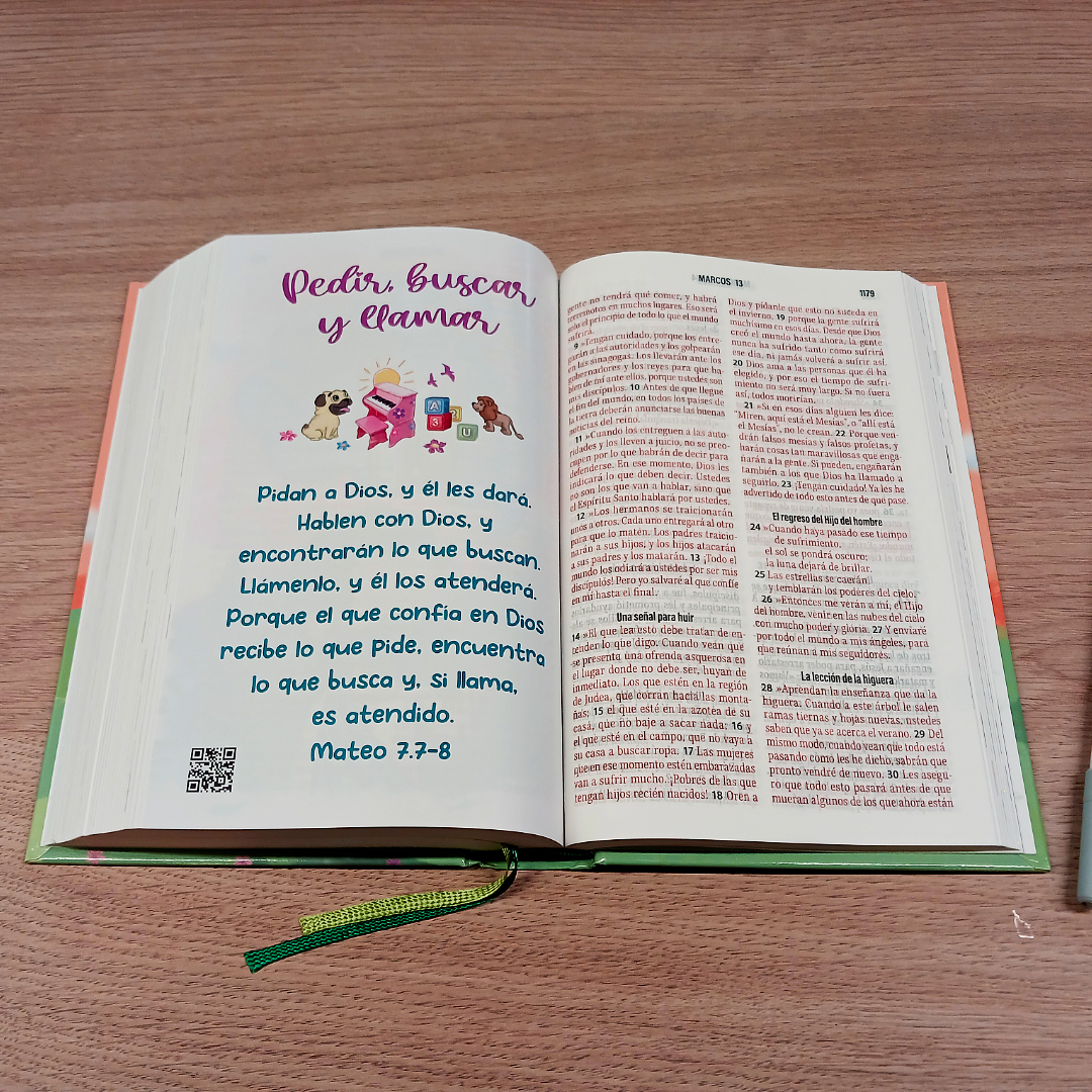 Biblia Ora Conmigo Traducción Lenguaje Actual – Tapa Dura Colores, Palabras de Jesús en Rojo, Letra 12 Puntos