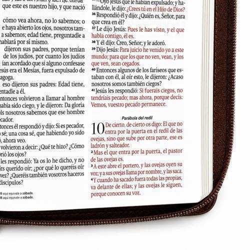 Biblia Reina Valera 1960 – Con Concordancia – Letra 11 pts – 16x23 cm – Palabras de Jesús en Rojo – Cierre – Café Refinado
