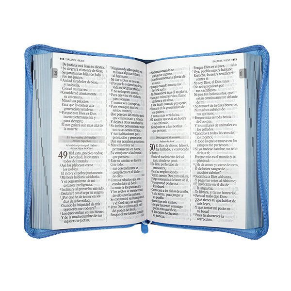 Biblia Reina Valera 1960 – 066 – Letra 14 pts – 14x22 cm – Palabras de Jesús en Rojo – Cierre – Tapa PU Azul/Celeste