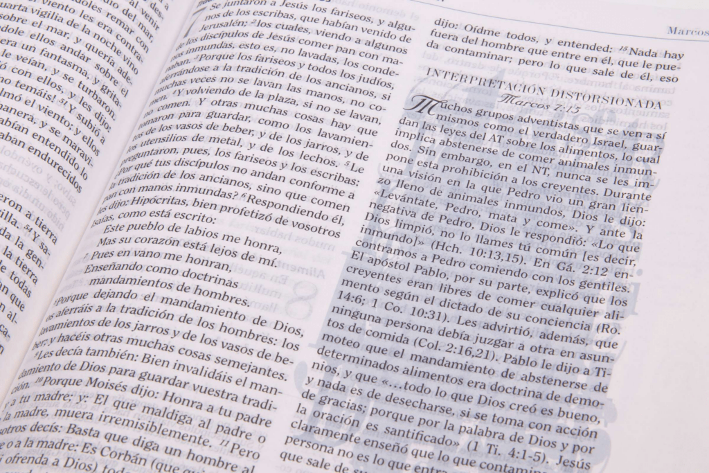 Biblia De Estudio Apologetica Tapa dura