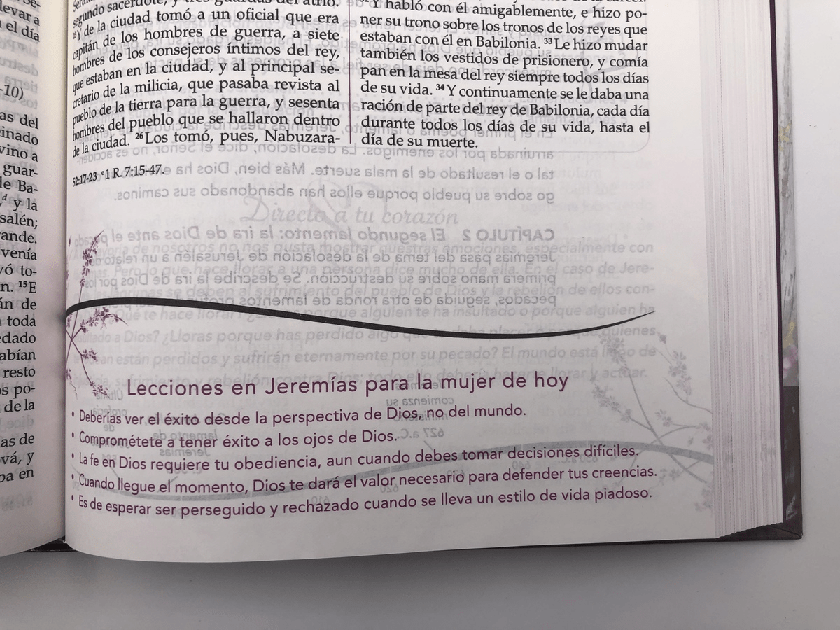 Biblia Estudio De La Mujer Conforme Al Corazón De Dios Tapa dura
