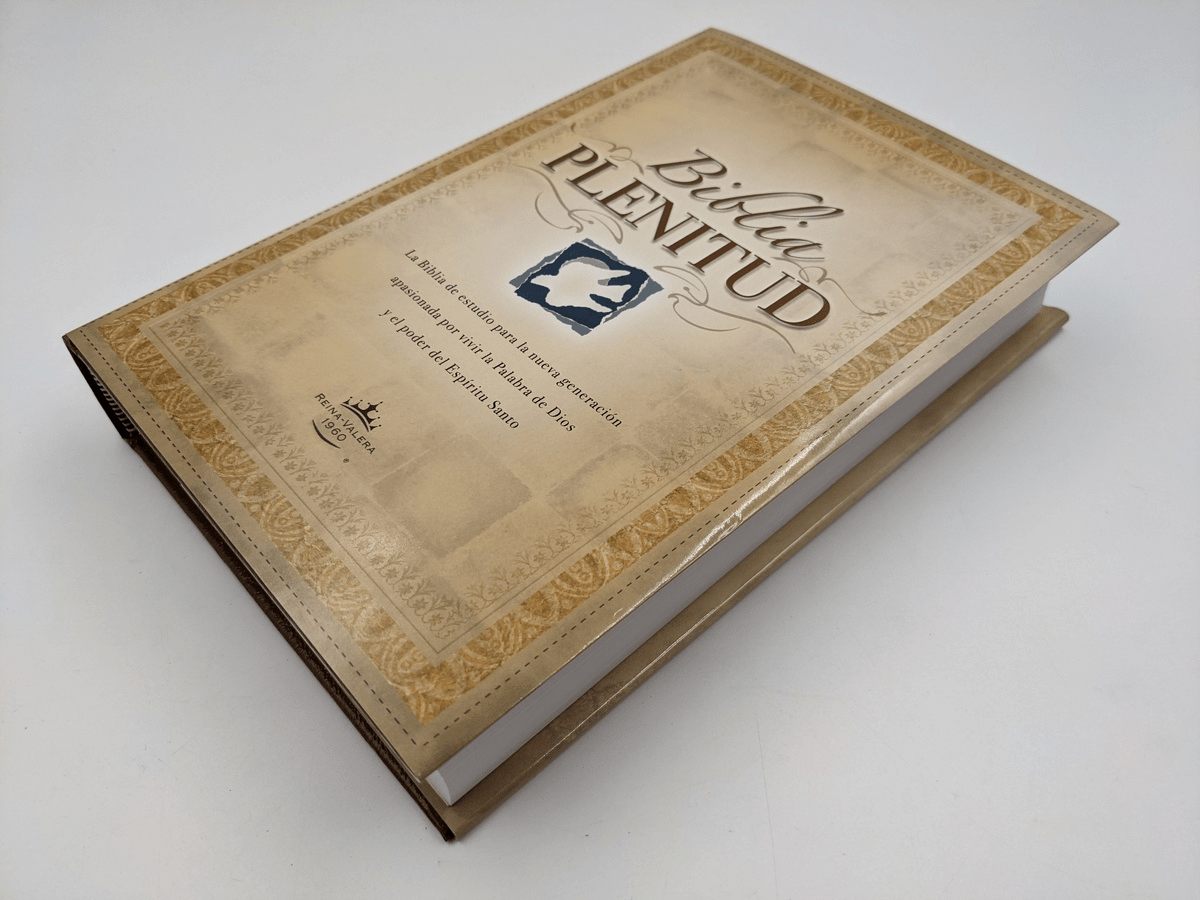 Biblia De Estudio Plenitud Tapa Dura